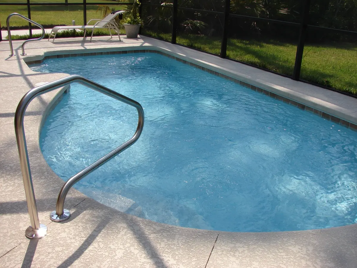 Pool cage services in Ellenton, FL