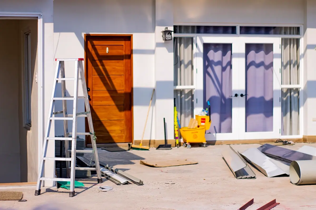Pool Cage Restoration in Palmetto, FL